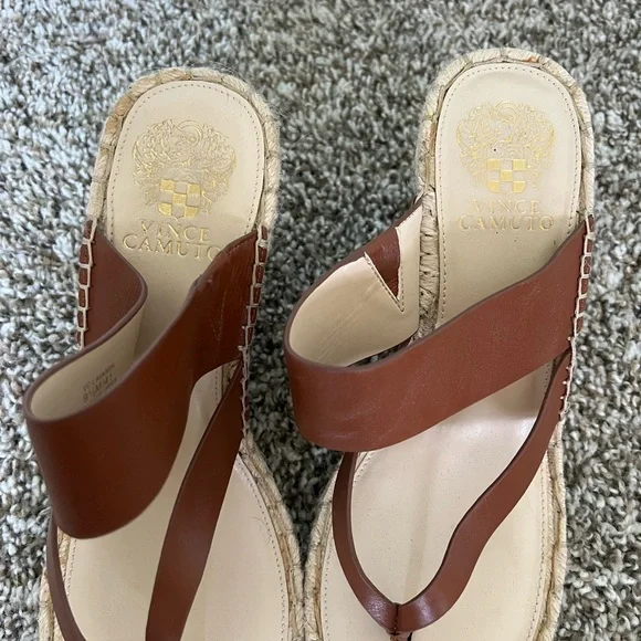 Vince Camuto wedge sandal size 9.5 - Picture 5 of 7